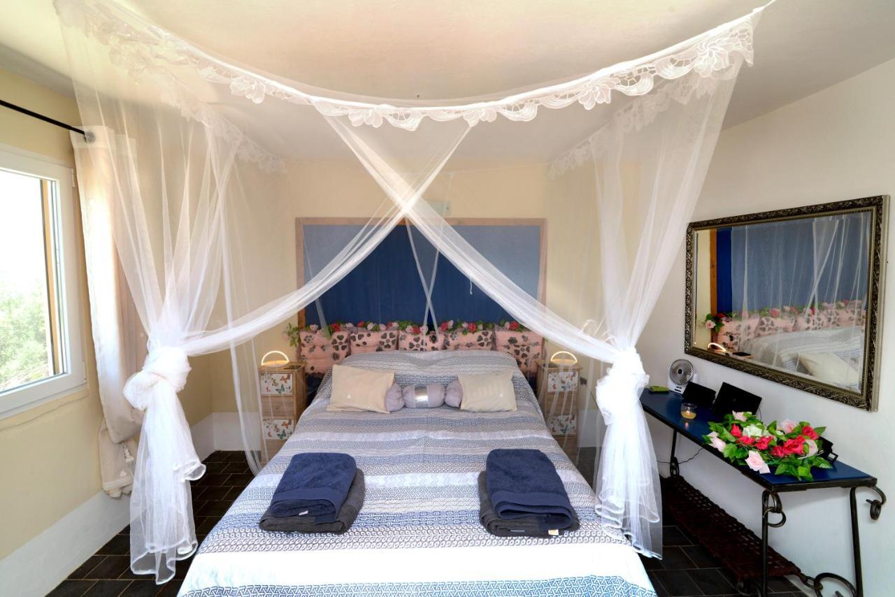 Trullo Vista Hotel Остуни Екстериор снимка