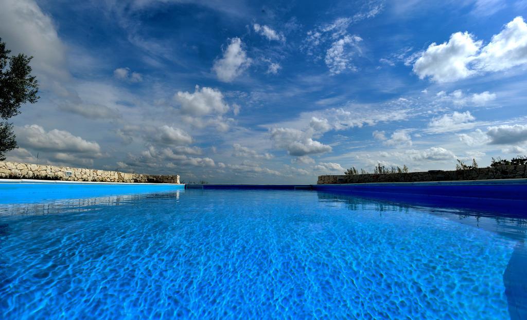 Trullo Vista Hotel Остуни Екстериор снимка