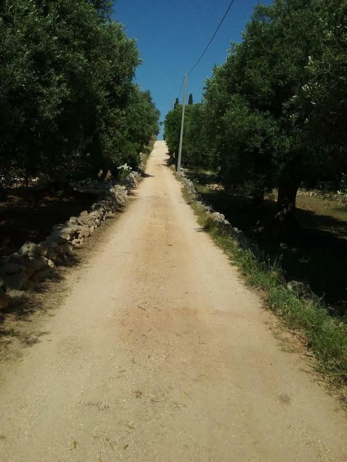 Trullo Vista Hotel Остуни Екстериор снимка